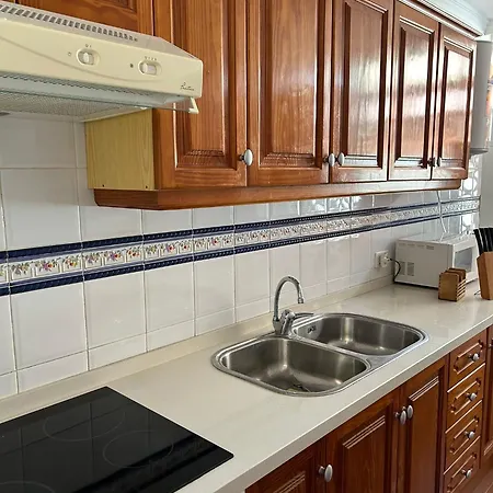 Apartamento Veramar Prime Beachfront Location, Free Parking, Steps To The *